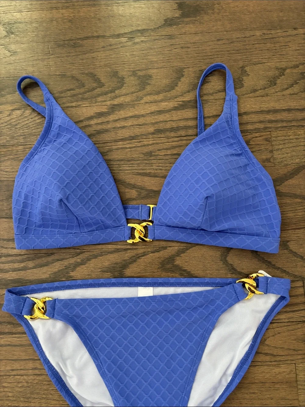 Royal Blue Textured Bikini Set with Gold Chain Accents - Women Swim